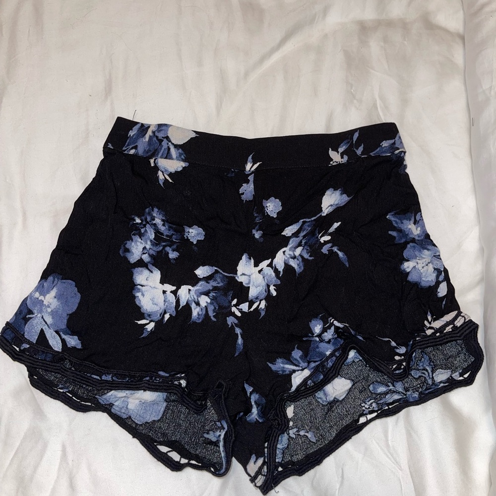 Kendall and Kylie Floral shorts